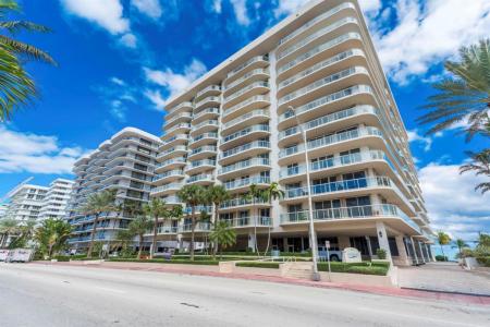 8855 Collins Ave 2D, Surfside, Flórida 33154, Estados Unidos