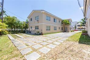 2890- 2892 S Le Jeune Rd, Coral Gables, Florida 33134, USA