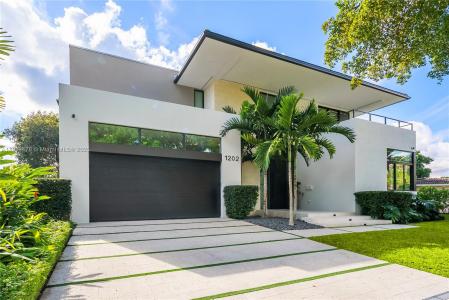 1202 NE 93rd St, Miami Shores, Floride 33138, États-Unis