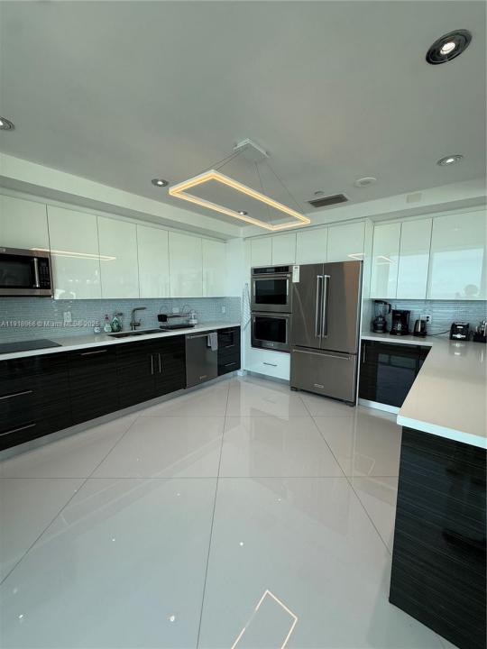 19955 NE 38th Ct 2205, Aventura, フロリダ 33180, アメリカ合衆国