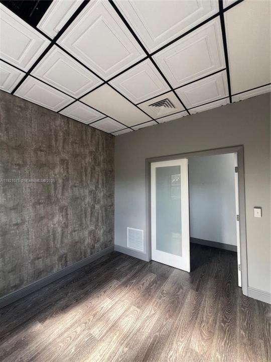 24 East Oakland Park Boulevard 24, Wilton Manors, Flórida 33334, Estados Unidos