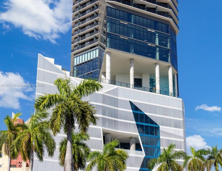 398 NE 5th St 2215, Miami, Floride 33132, États-Unis