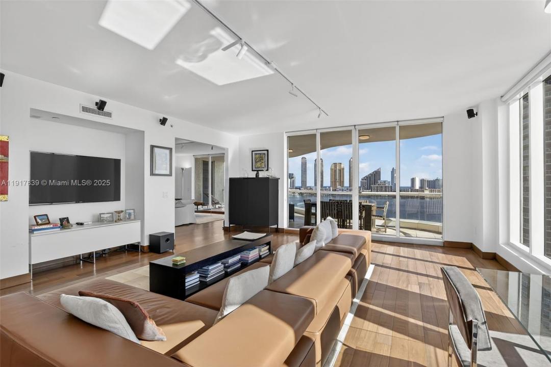 6000 Island Blvd 1208, Aventura, フロリダ 33160, アメリカ合衆国