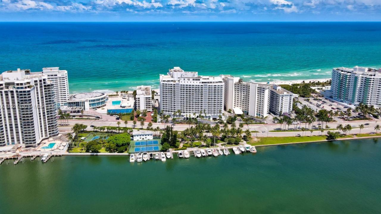 5401 Collins Ave 340, Miami Beach, פלורידה 33140, ארצות הברית של אמריקה 