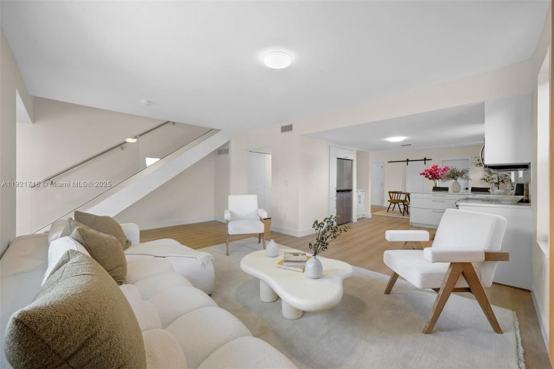 7994 Crespi Blvd, Miami Beach, Florida 33141