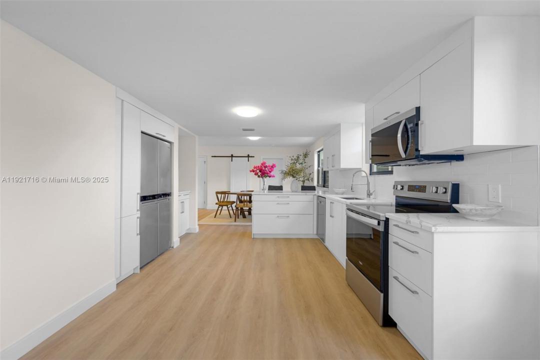 7994 Crespi Blvd, Miami Beach, Florida 33141