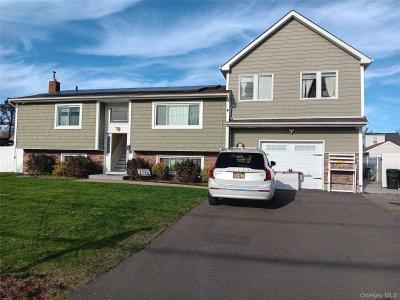 31 Essex Street, West Babylon, New York 11704, USA