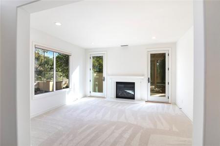 Castleman Lane, Burbank, California 91504