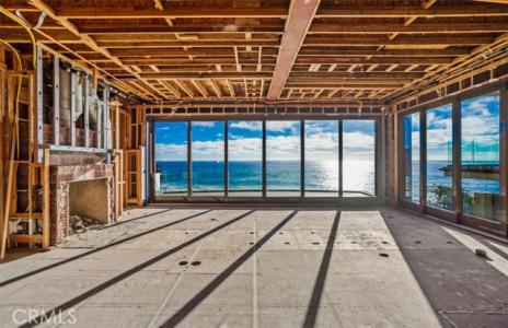 Bay, Laguna Beach, California 92651