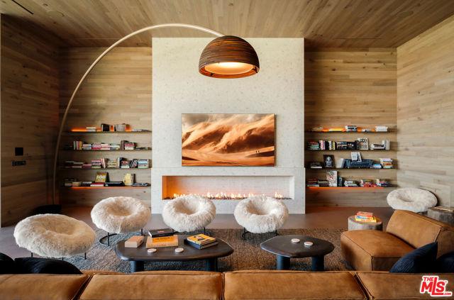 Ross Avenue, La Quinta, California 92253