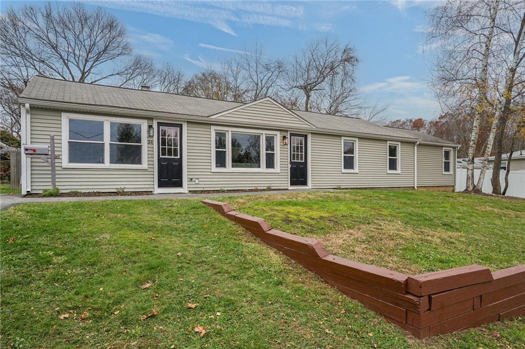 34 Buckley Avenue, West Warwick, Rhode Island 02893, États-Unis