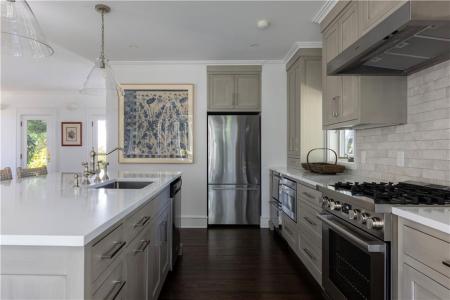 109 Watch Hill Road, Westerly, Rhode Island 02891, USA