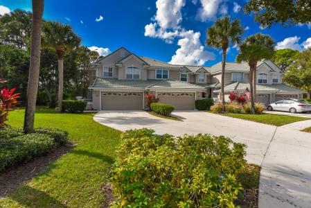 1567 SW Harbour Isles Circle 65, Saint Lucie West, Florida 34986