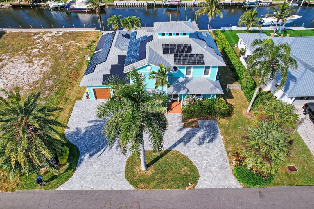 8551 SE Driftwood Street, Hobe Sound, Florida 33455, USA