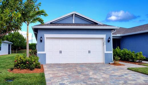12899 SW Gingerline Drive, Saint Lucie West, Florida 34986