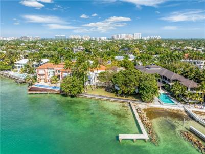 5 Harbor Pt, Key Biscayne, Florida 33149, USA