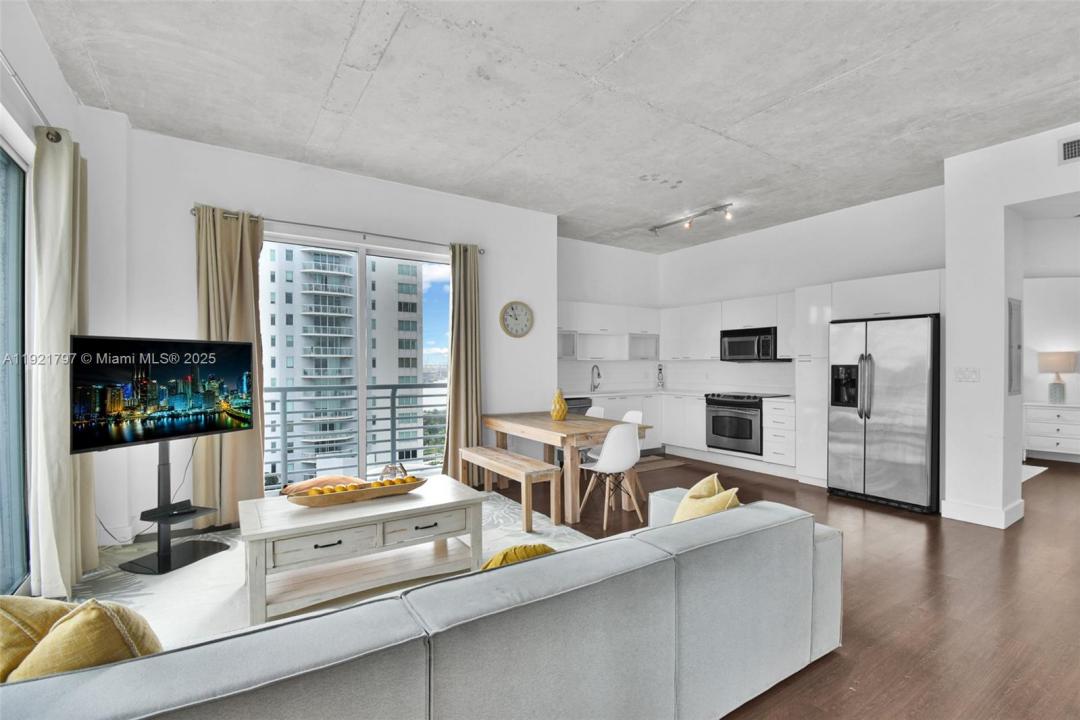 234 NE 3rd St 1802, Miami, 佛罗里达州 33132, 美国