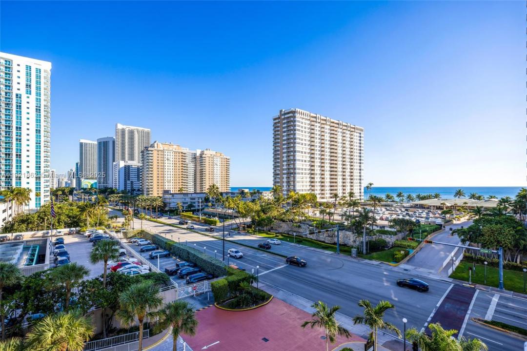 1985 S Ocean Dr 5M, Hallandale Beach, Florida 33009