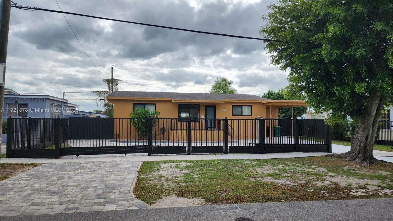 8010 SW 16th St 8010, Miami, Flórida 33155, Estados Unidos