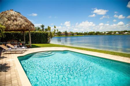 21320 SW 92nd Ave, Cutler Bay, Florida 33189, USA