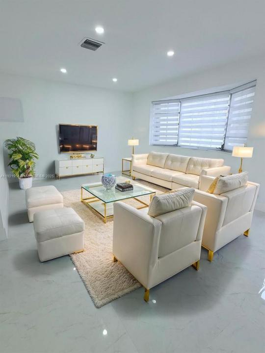 4240 SW 27th St 1, West Park, فلوريدا 33023, الولايات المتحدة