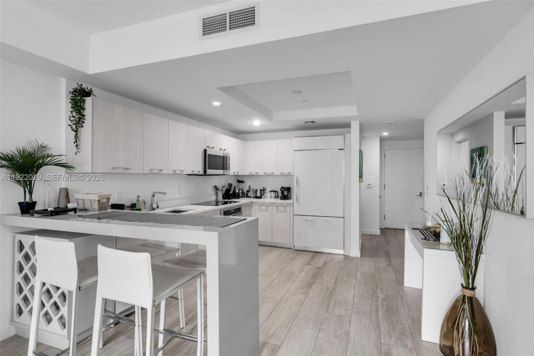 55 SW 9th St 1705, Miami, Floryda 33130, USA