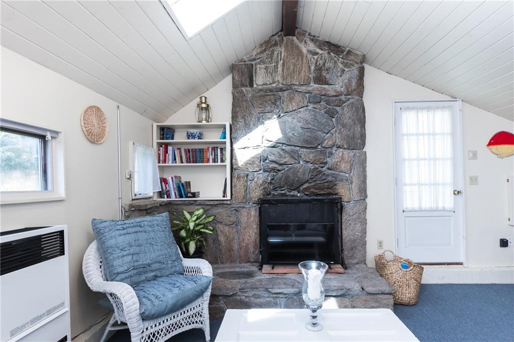 77 Kelley Road B, North Kingstown, Rhode Island 02874, Estados Unidos