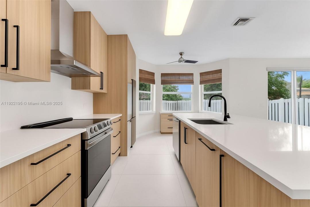 15854 SW 21st St, Miramar, Florida 33027