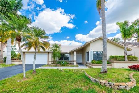 1260 NW 101st Ave, Plantation, Florida 33322