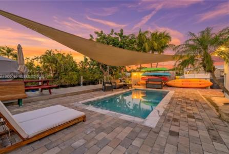 8260 Aviation Blvd, Marathon, Florida 33050, USA