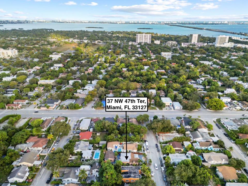 37 NW 47th Ter, Miami, Flórida 33127, Estados Unidos