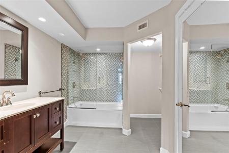 1280 S Alhambra Cir 2112, Coral Gables, フロリダ 33146, アメリカ合衆国