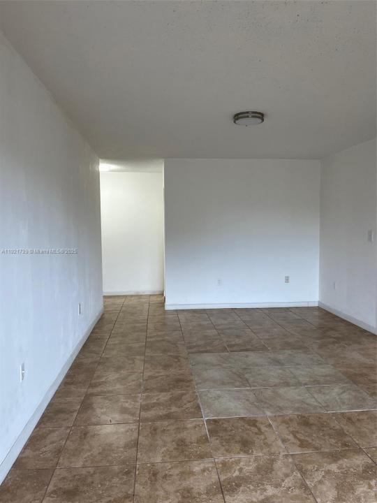13500 NE 3rd Ct 402, North Miami, Floride 33161, États-Unis