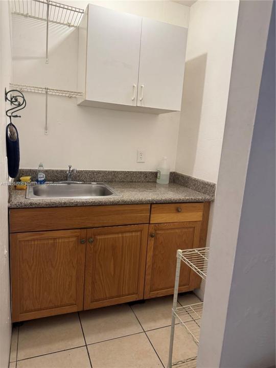 1721 Plunkett St 3, Hollywood, Florida 33020