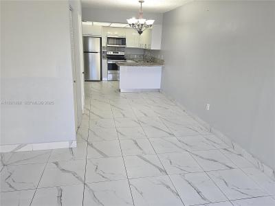 1750 W 56th St 216, Hialeah, Florida 33012, USA