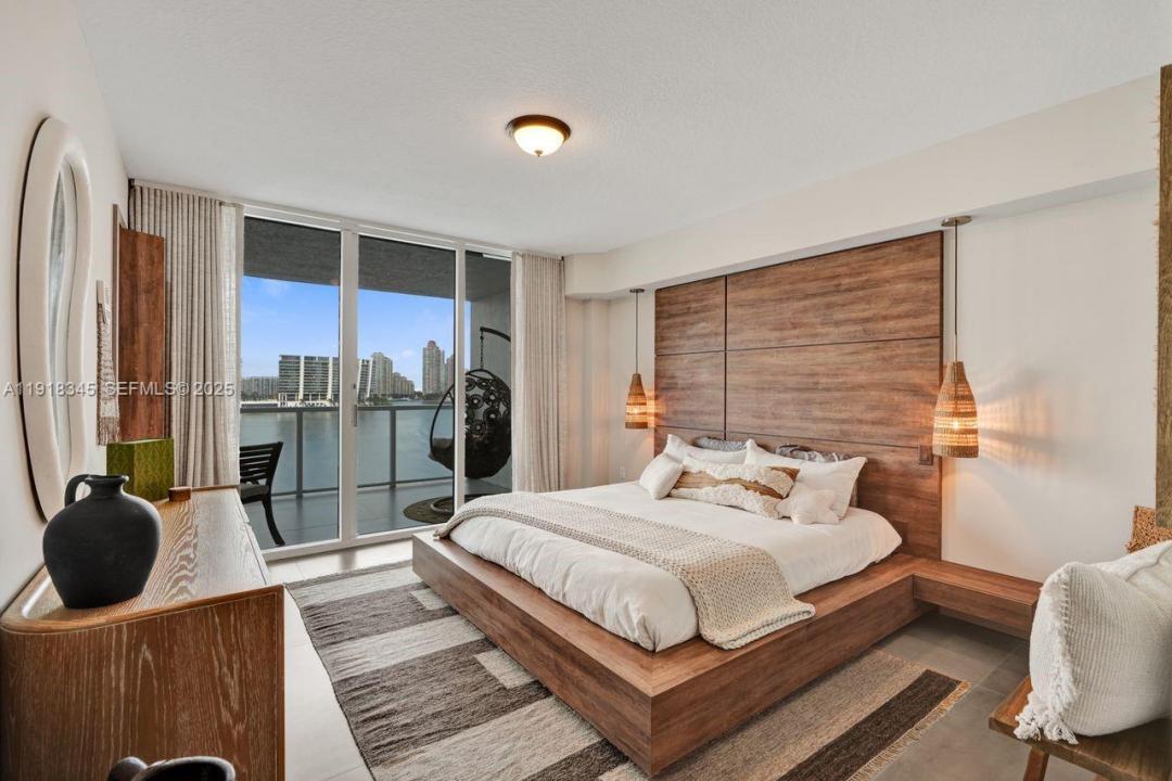 18100 N Bay Rd 909, Sunny Isles Beach, فلوريدا 33160, الولايات المتحدة