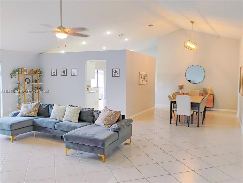 6043 Sunberry Circle, Boynton Beach, Floride 33437, États-Unis
