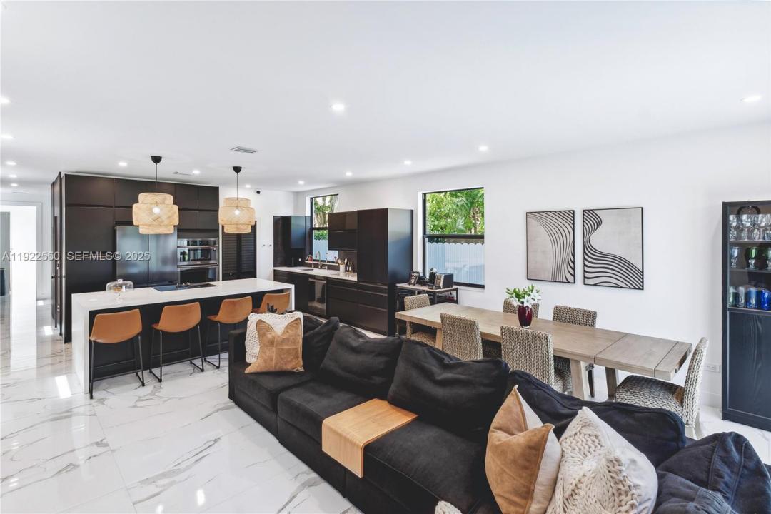 2320 SW 14th St, Miami, 佛罗里达州 33145, 美国