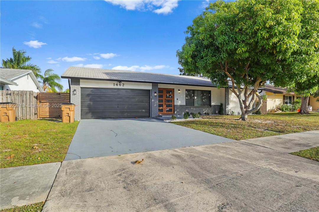 1462 SW 25th Ave, Deerfield Beach, Florida 33442