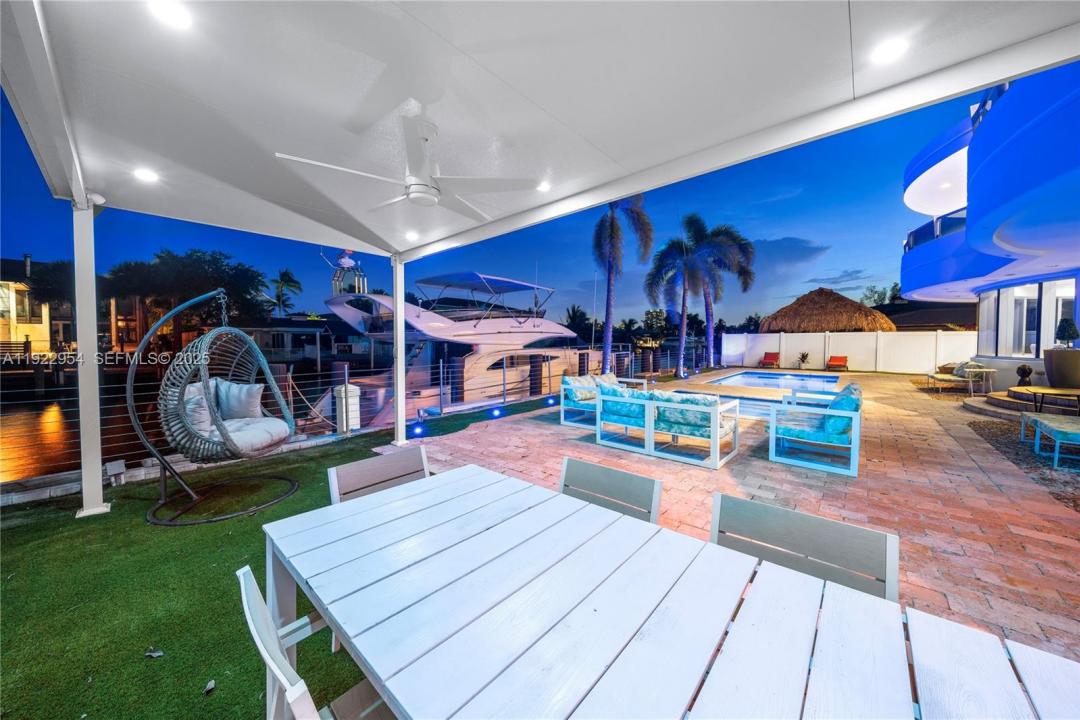 3344 NE 167th St, North Miami Beach, Флорида 33160, Соединенные Штаты