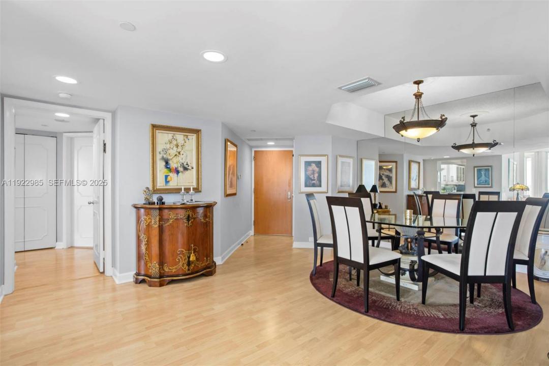 21205 Yacht Club Dr 2403, Aventura, 佛罗里达州 33180, 美国