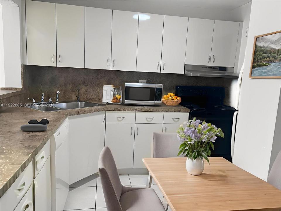 7920 N Colony Cir N 204, Tamarac, Floride 33321, États-Unis