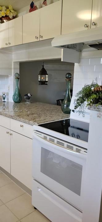 351 Cambridge Rd 107, Hollywood, פלורידה 33024, ארצות הברית של אמריקה 