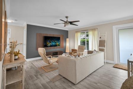 4851 NE 13th Ave, Oakland Park, Florida 33334, USA