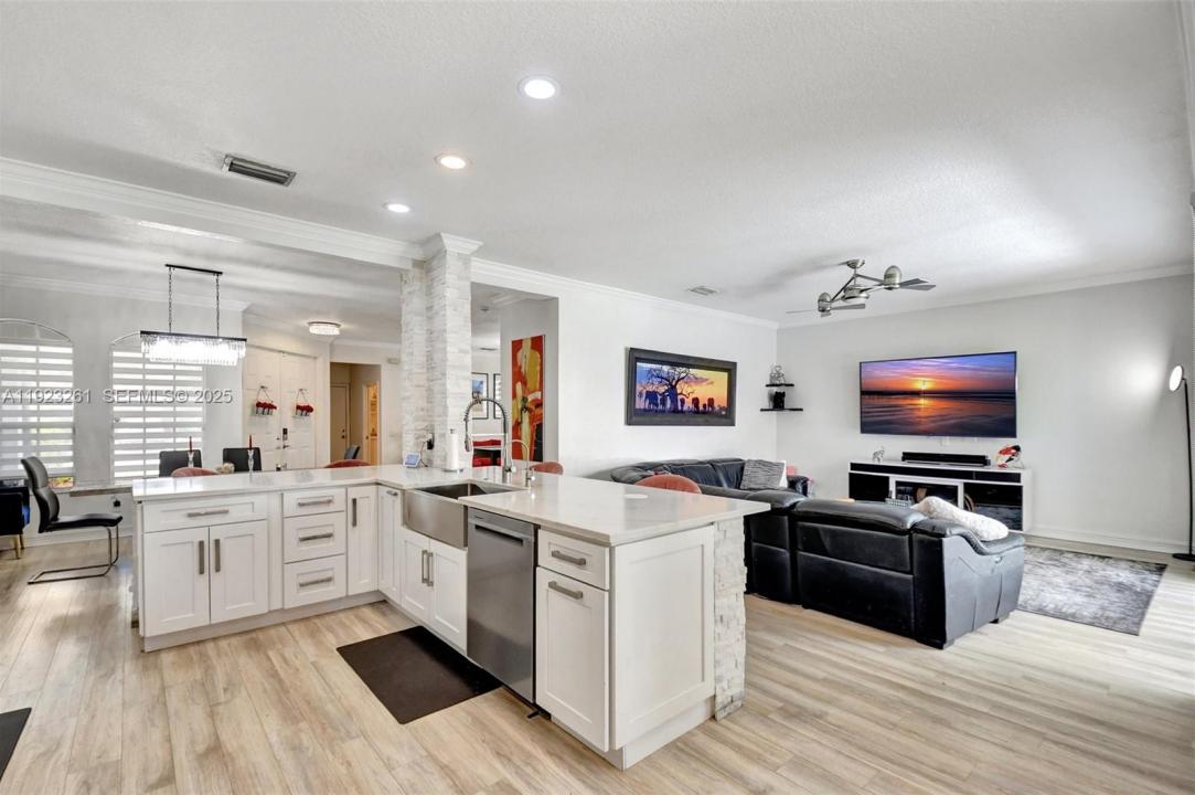 8879 Chestnut Ridge Way, Boynton Beach, Flórida 33473, Estados Unidos