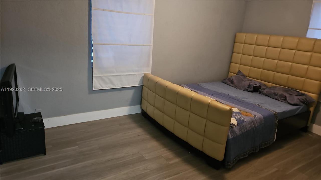 2530 NW 17th St 0, Fort Lauderdale, Florida 33311, USA