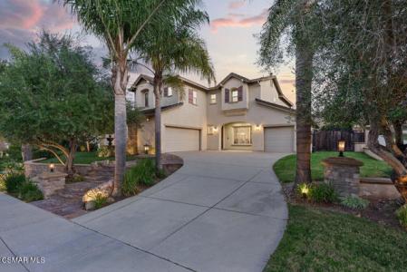 Via Ricardo, Newbury Park, California 91320