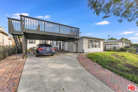 Daleside Avenue, Hawthorne, California 90250