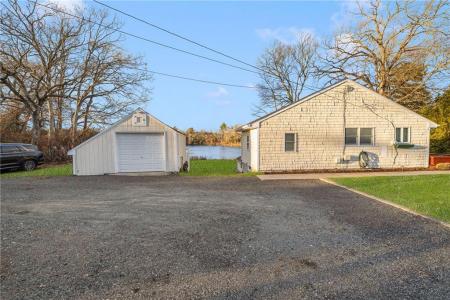 8 Pine Lane, Coventry, Rhode Island 02816, USA