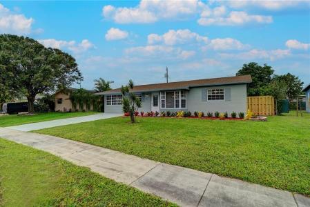 6711 NW 8th St, Margate, Florida 33063